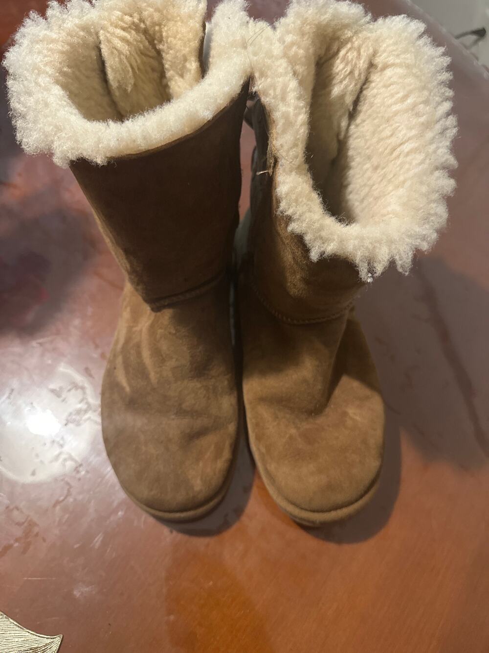 UGG Bailey Bow Chestnut Tan Suede Boots Women's Size 9